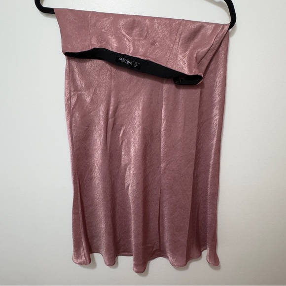 Pink & Sage green satin skirts - Picture 7 of 8
